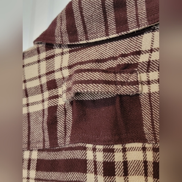 Men's Duluth Trading Co. Fleece Lined Relaxed-Fit Deep Brown Plaid Shirt Jac - M - Picture 8 of 12
